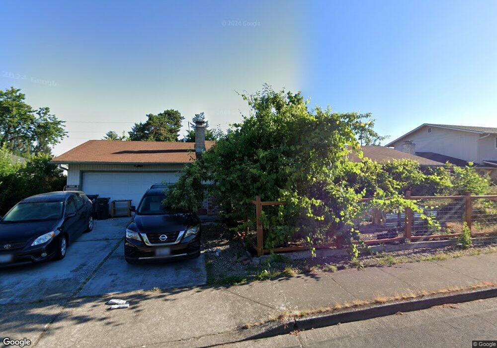 472 S St, Springfield, OR 97477 - photo 1