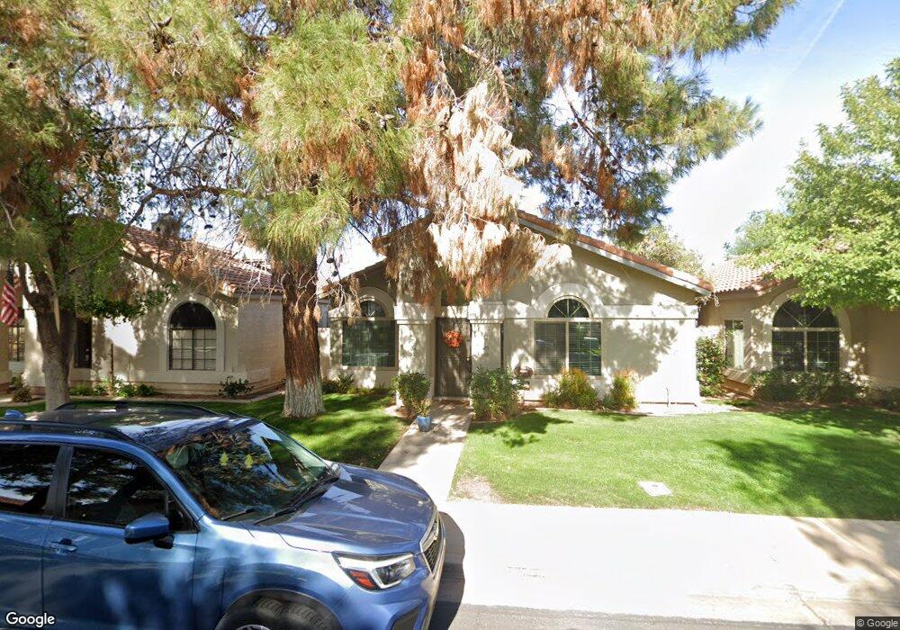 908 E Hearne Way, Gilbert, AZ 85234 - photo 1