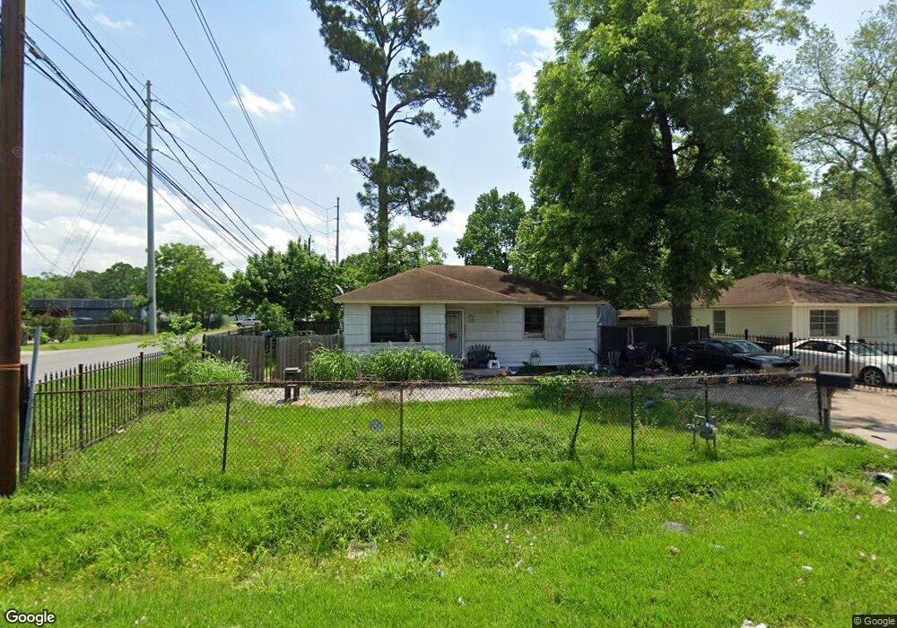 9122 Spaulding St, Houston, TX 77016 - photo 1