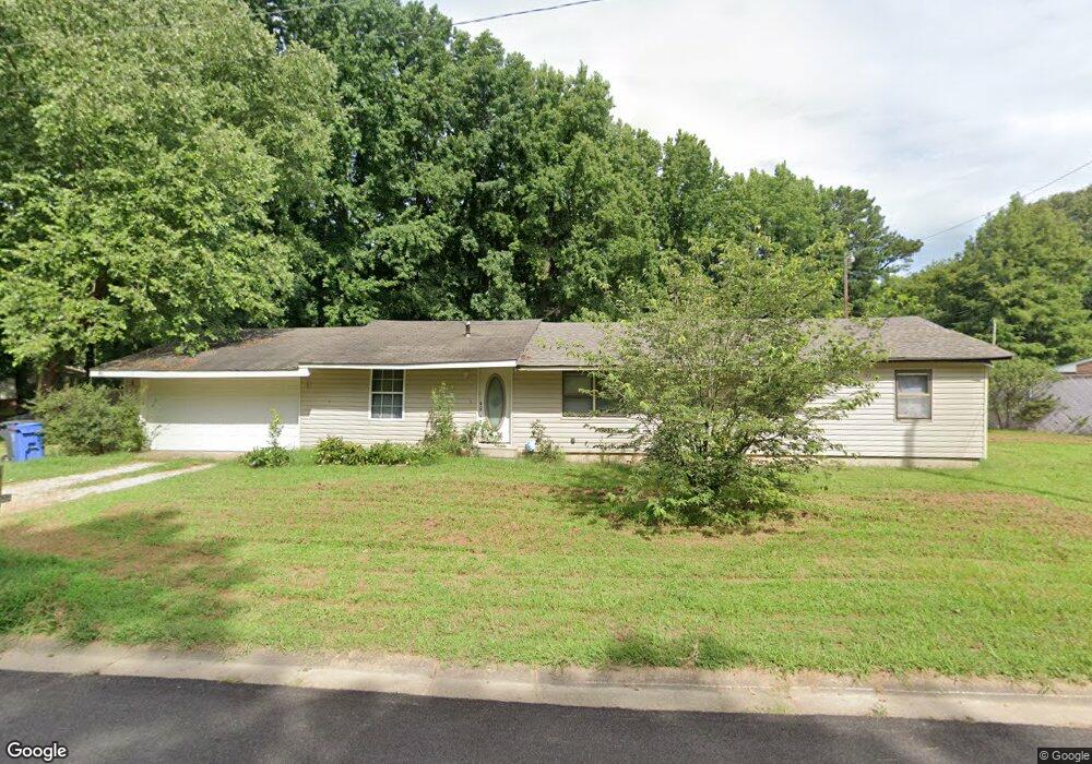 1401 Pratt Cir, Jonesboro, AR 72401 - photo 1