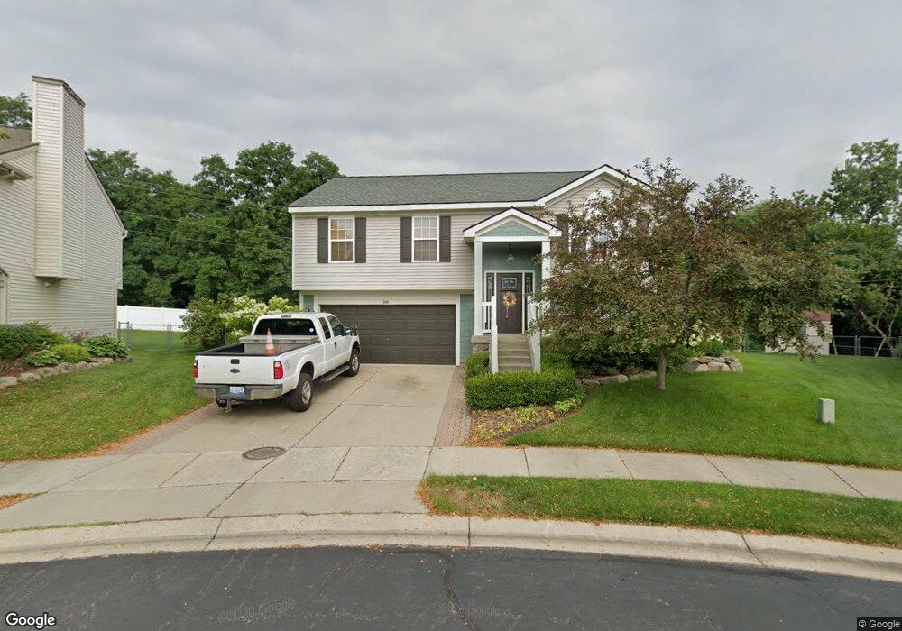 988 Dartmouth Ln unit 52, Waterford, MI 48327 - photo 1