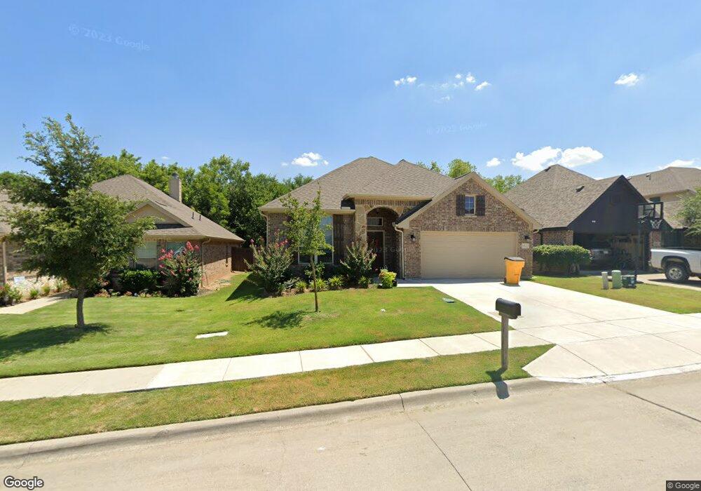 1812 Vallana Dr, Gainesville, TX 76240 - photo 1