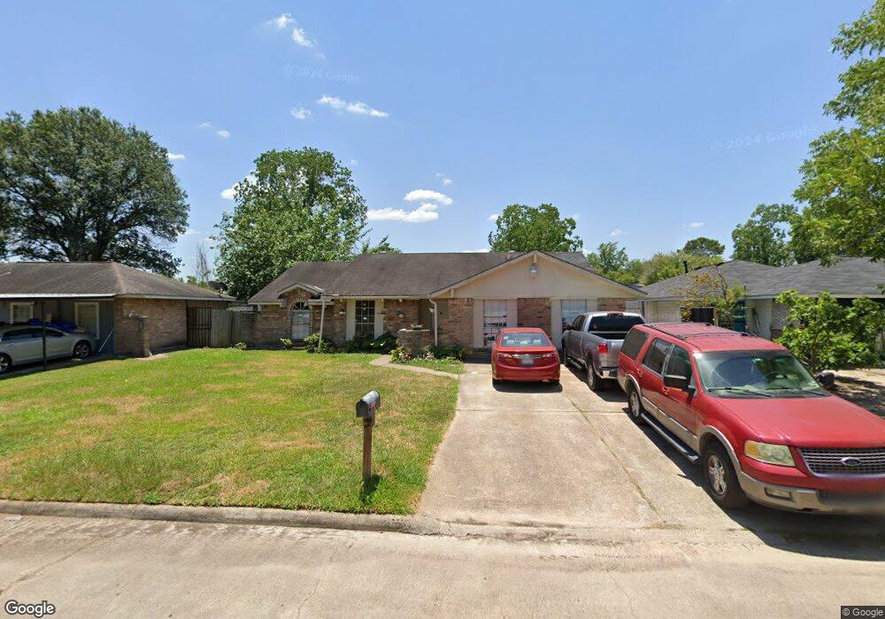 2215 Twinbrooke Dr, Houston, TX 77088 - photo 1