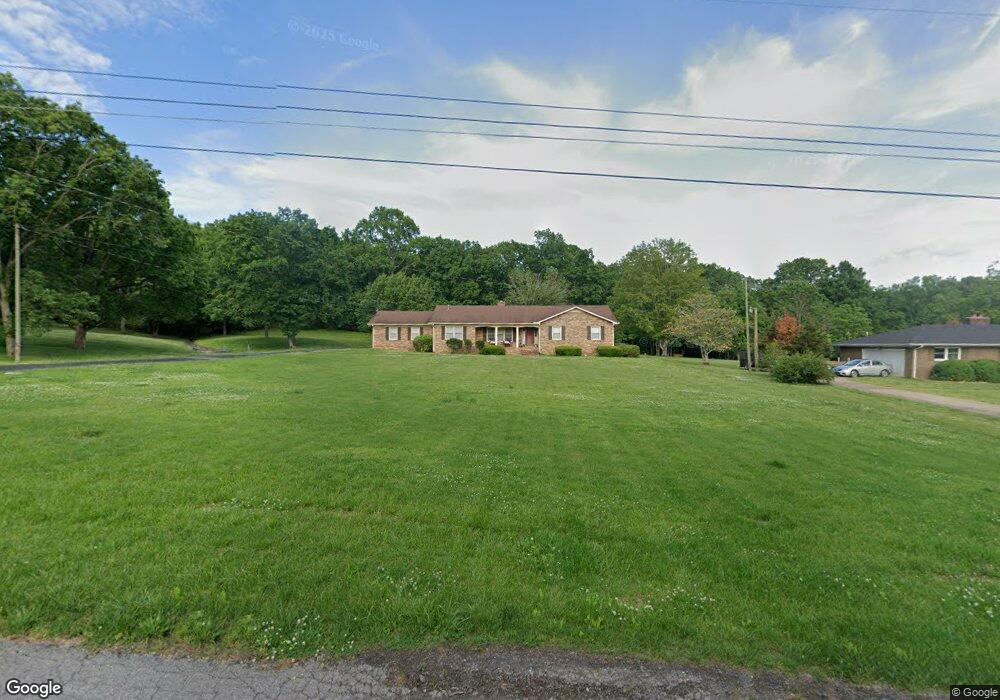 302 Ledgeview Dr, Shelbyville, TN 37160 - photo 1