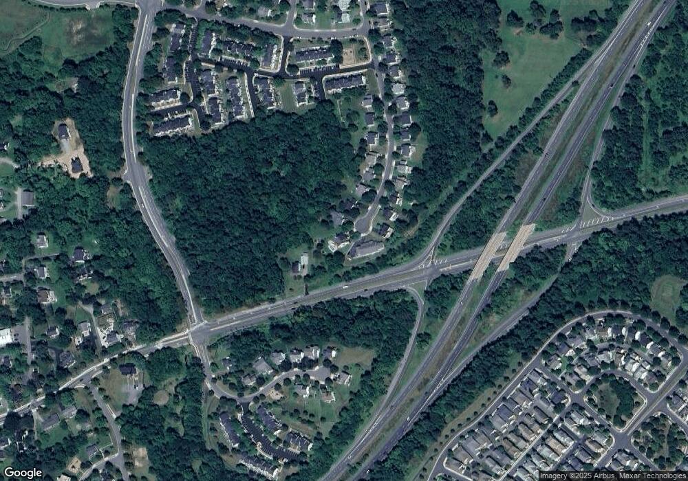 17395 Arrowood Place, Round Hill, VA 20141 - photo 1