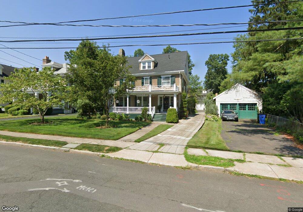 193 Kenyon St, Hartford, CT 06105 - photo 1