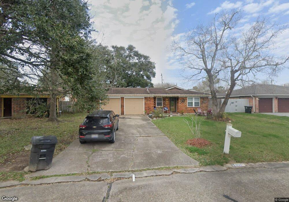 621 Circle Way, Alvin, TX 77511 - photo 1