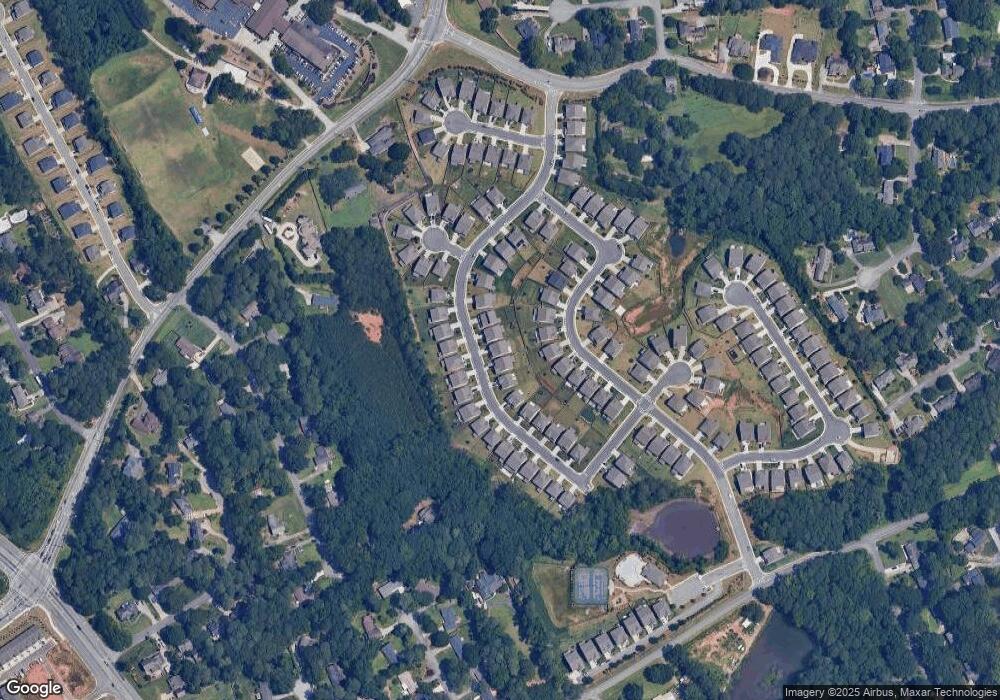 142 Pebble Pond Dr, Lilburn, GA 30047 - photo 1