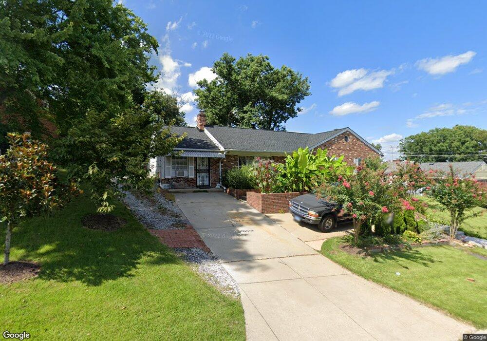 7218 Kempton Rd, Lanham, MD 20706 - photo 1