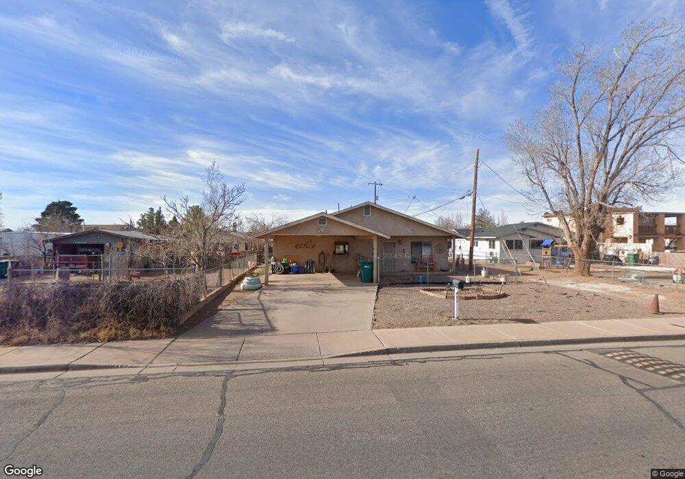 415 E Maple St, Winslow, AZ 86047 - photo 1