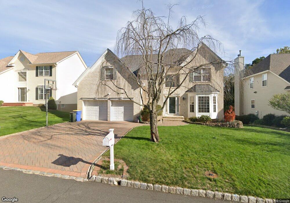 17 Wingate Way, Green Brook, NJ 08812 - photo 1