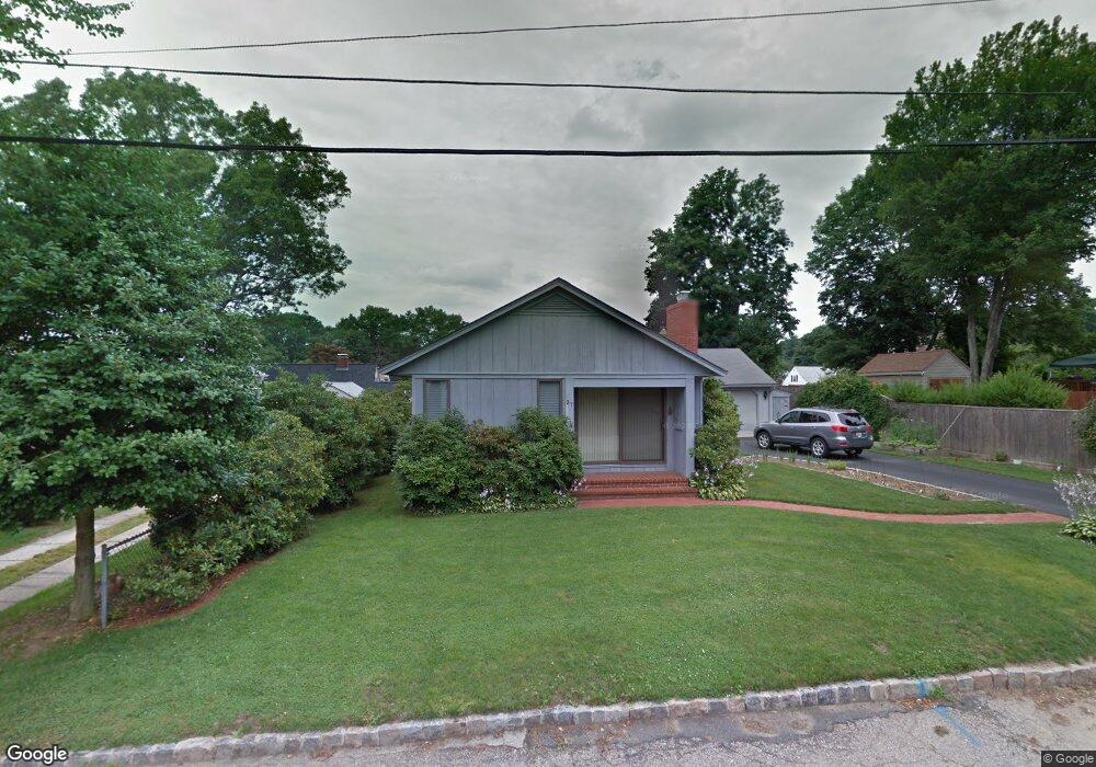 27 Shean St, Cranston, RI 02920 - photo 1