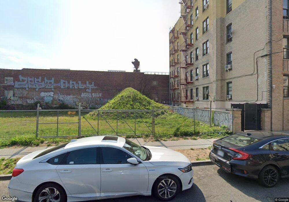 2003 Cruger Ave, Bronx, NY 10462 - photo 1