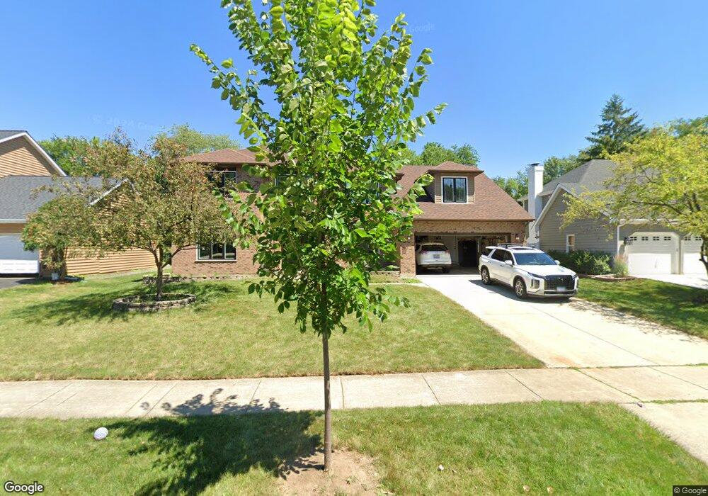 489 Chippewa Dr, Naperville, IL 60563 - photo 1