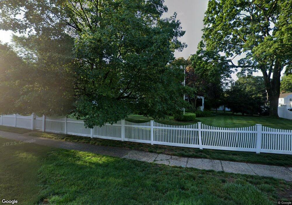 34 Middlesex Rd, Darien, CT 06820 - photo 1