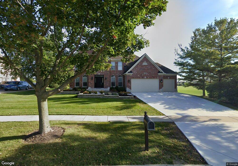 3802 Greenwood Ln unit 3810, Saint Charles, IL 60175 - photo 1