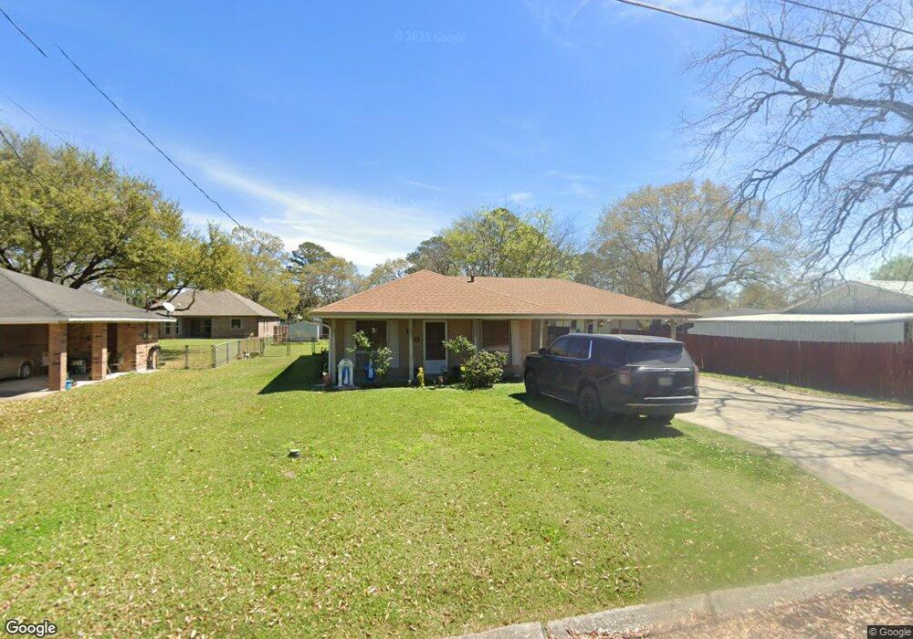 110 San Jose St, New Iberia, LA 70563 - photo 1
