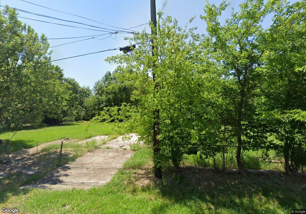 319 W Boyd St, Bonham, TX 75418 - photo 1