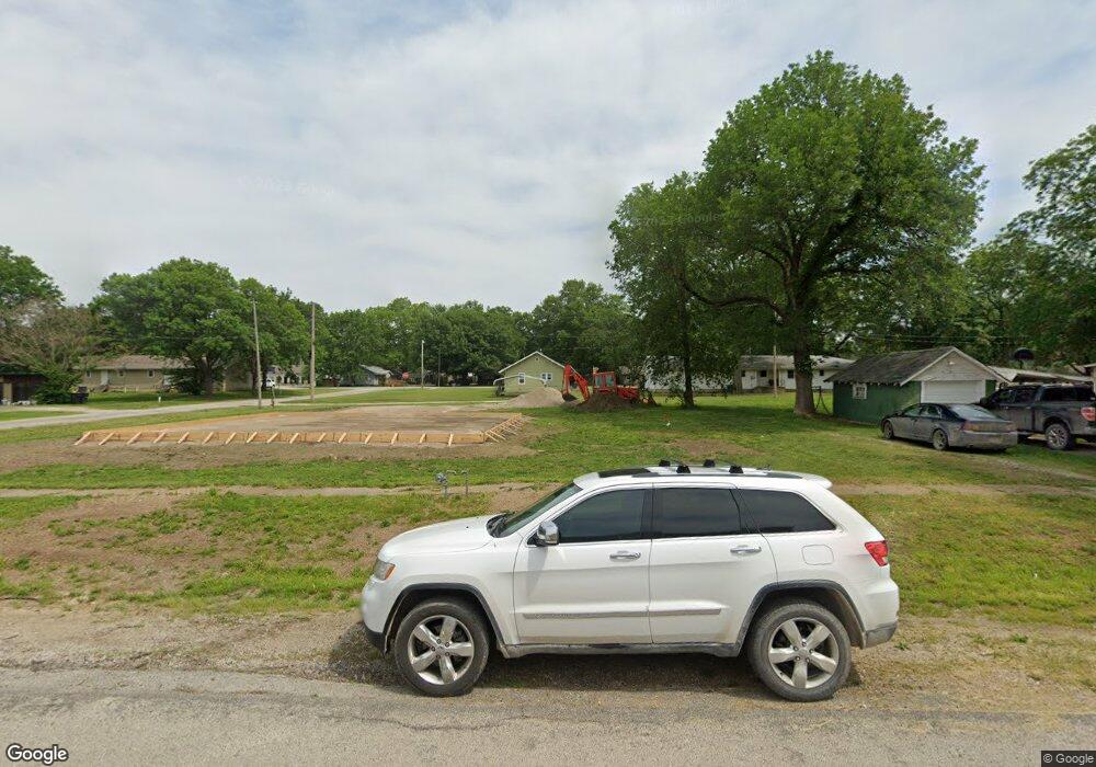 703 E 5th St, Altamont, KS 67330 - photo 1