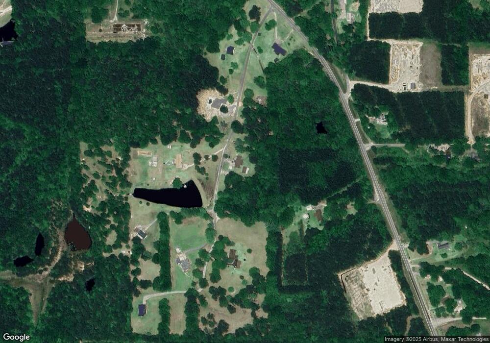 39 Kings Ln, Laurel, MS 39443 - photo 1