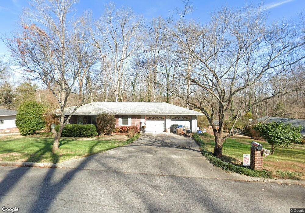 1713 Lakeview Cir, Gainesville, GA 30501 - photo 1