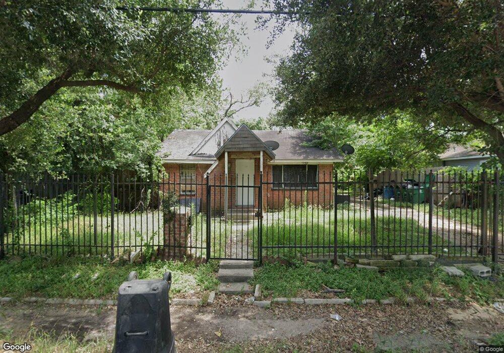 3502 Collingsworth St, Houston, TX 77026 - photo 1