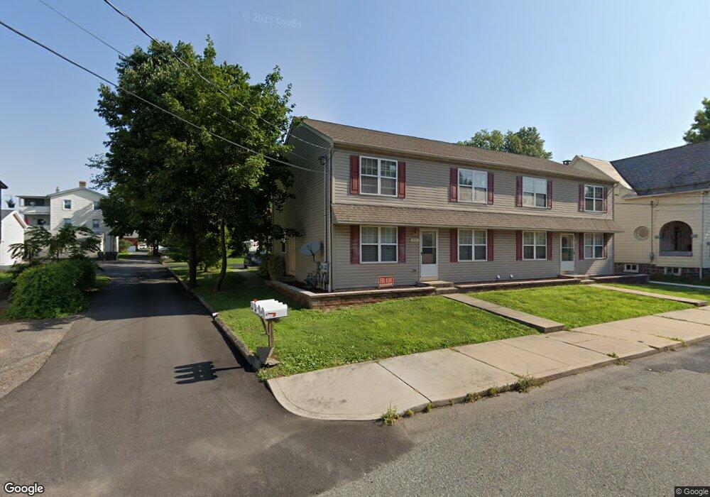 215 New St, Quakertown, PA 18951 - photo 1