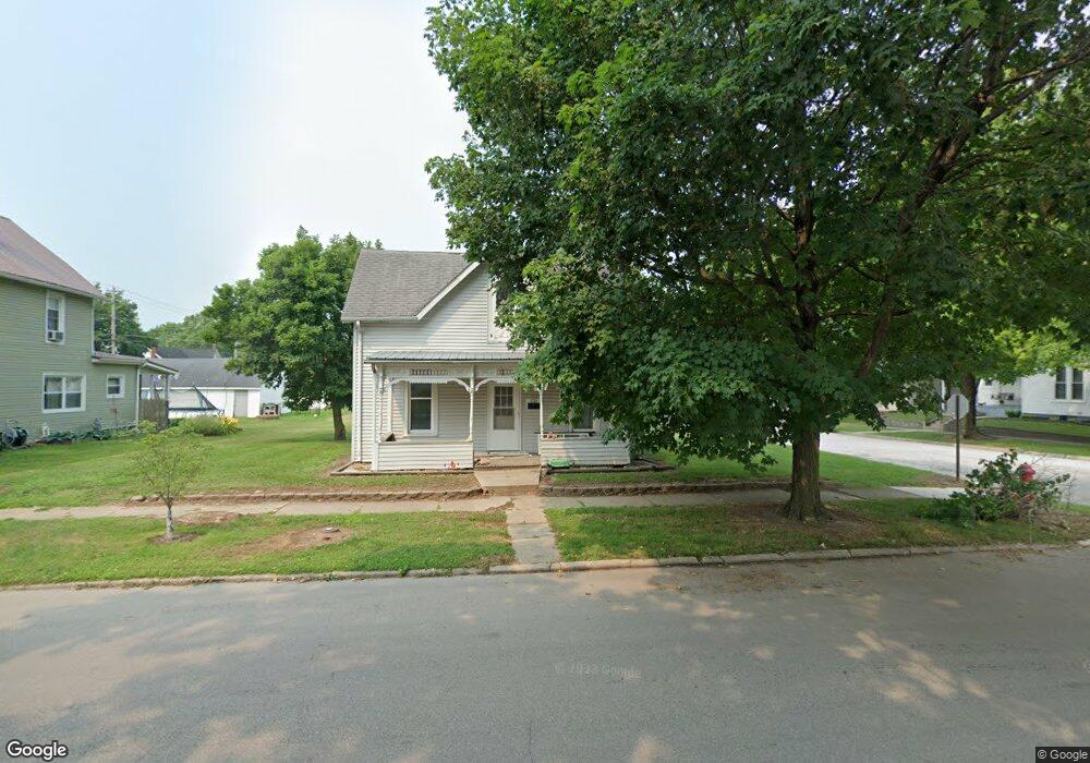 721 4th St, Covington, IN 47932 - photo 1