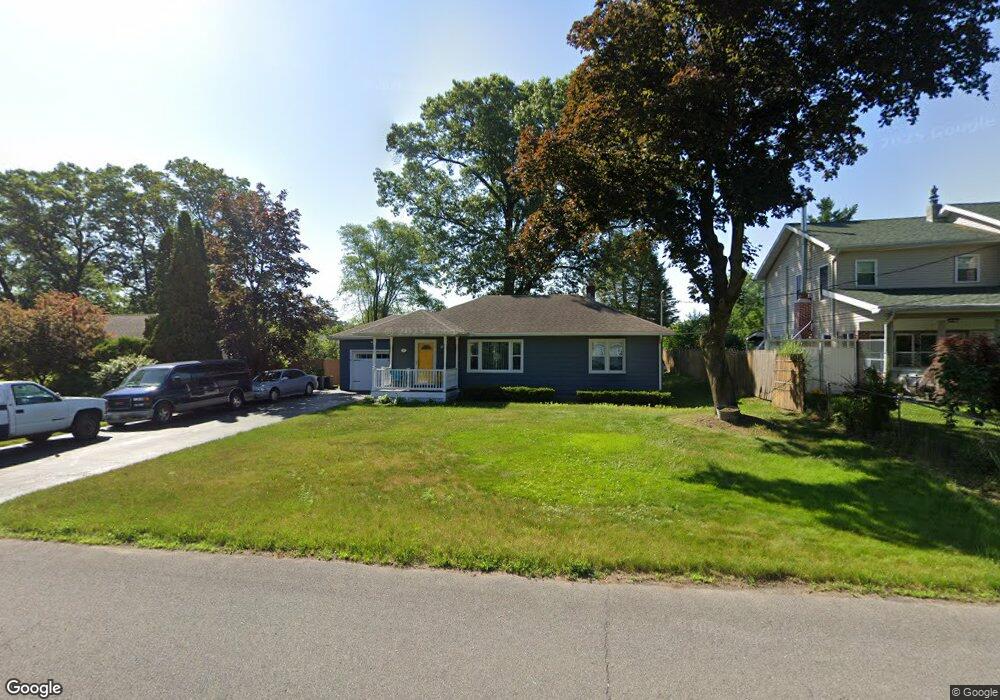 7 Williams Park Rd, Albany, NY 12211 - photo 1