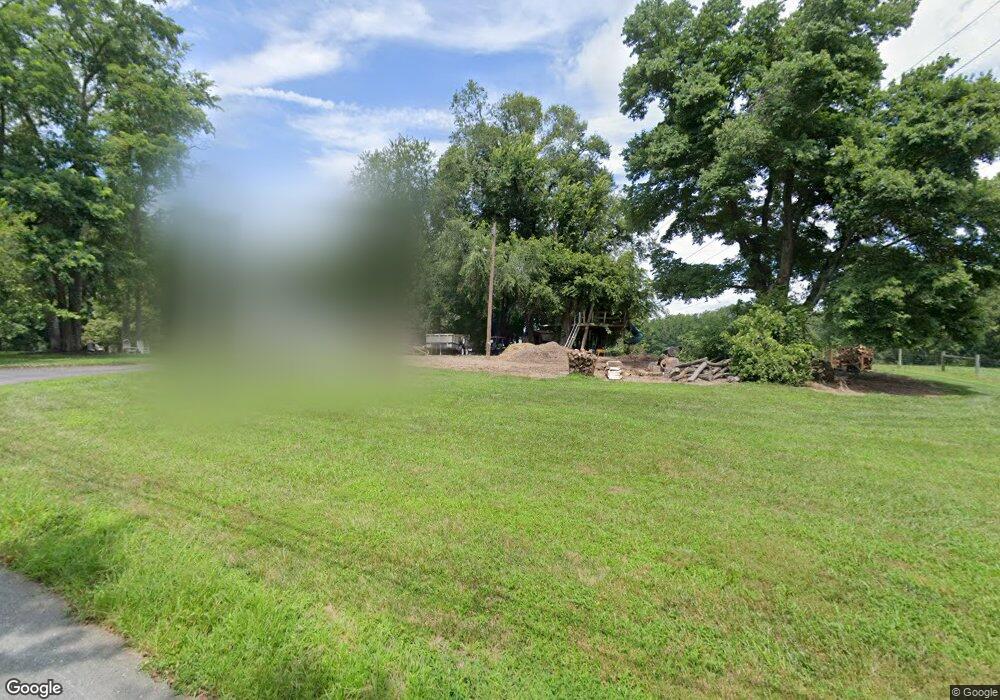 16906 Oak Hill Rd, Silver Spring, MD 20905 - photo 1