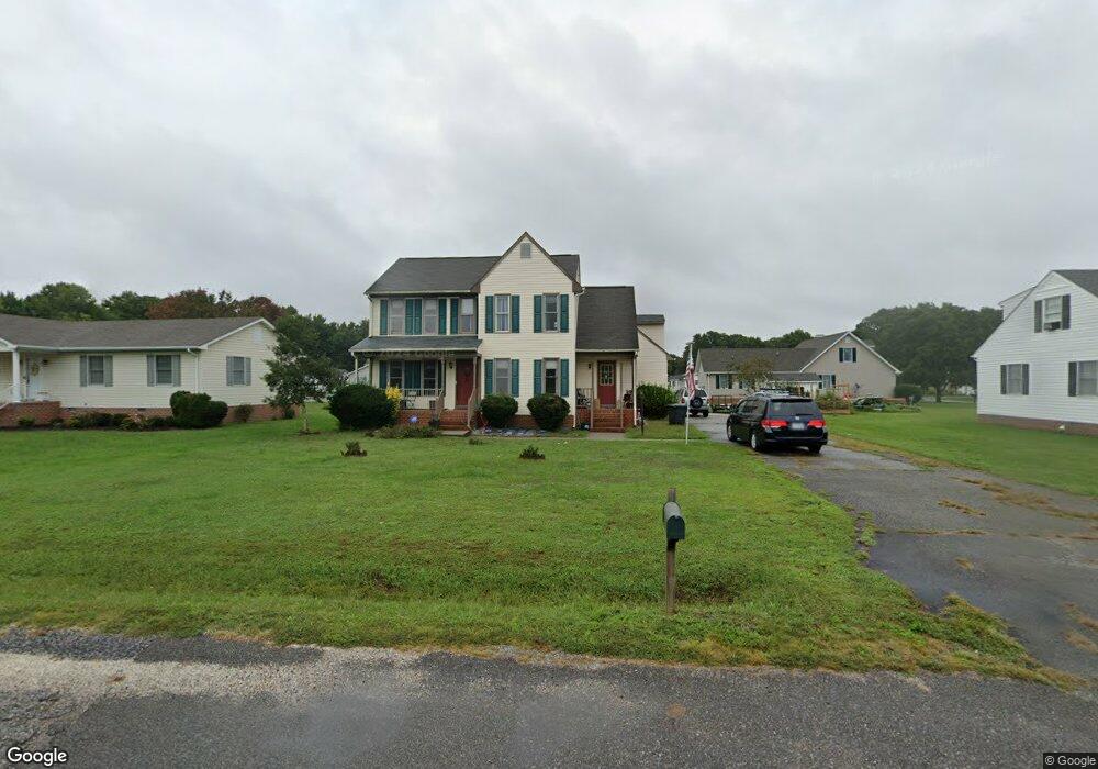 1403 Sycamore Dr, Tappahannock, VA 22560 - photo 1