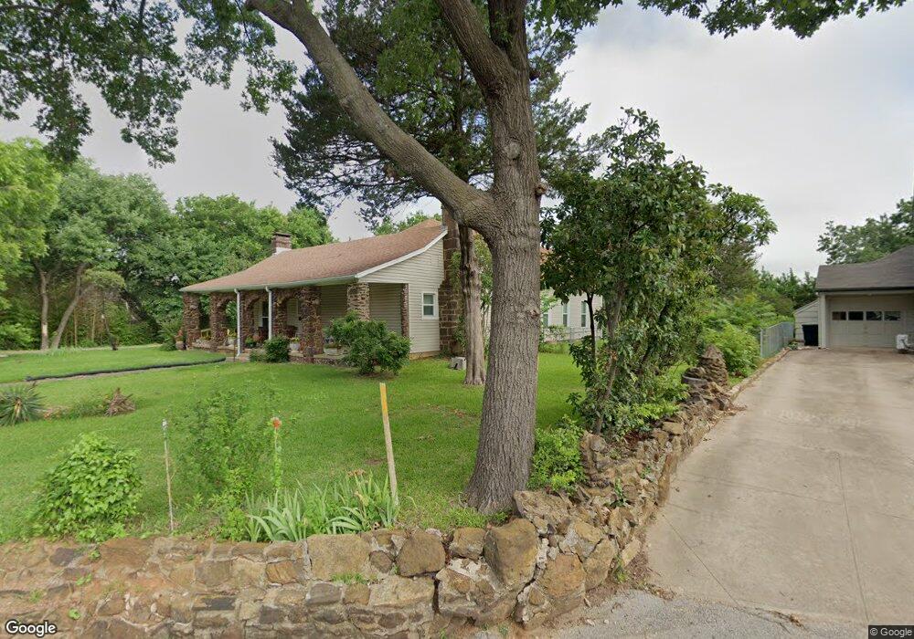 1401 W Walker St, Denison, TX 75020 - photo 1