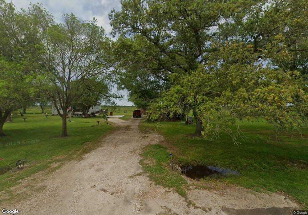 304 Winding Way N, Bay City, TX 77414 - photo 1