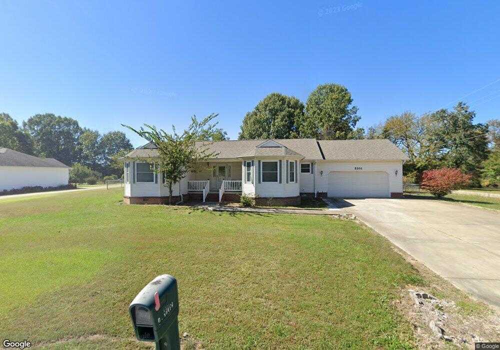 2301 Willow Brook Ln, Poplar Bluff, MO 63901 - photo 1