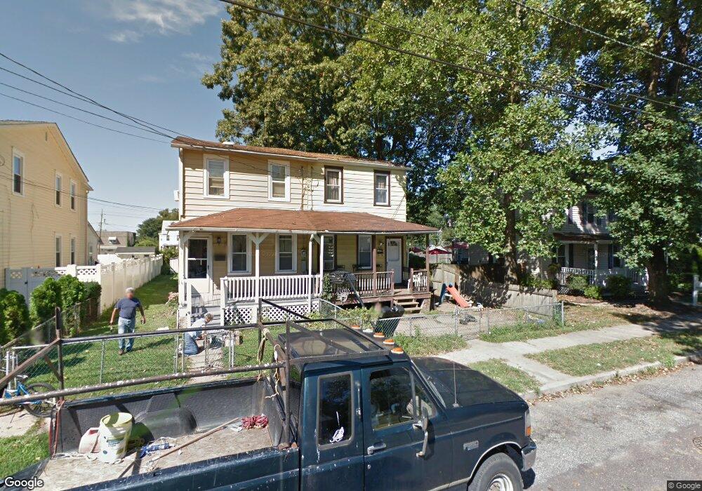 629 Laurel St, Beverly, NJ 08010 - photo 1