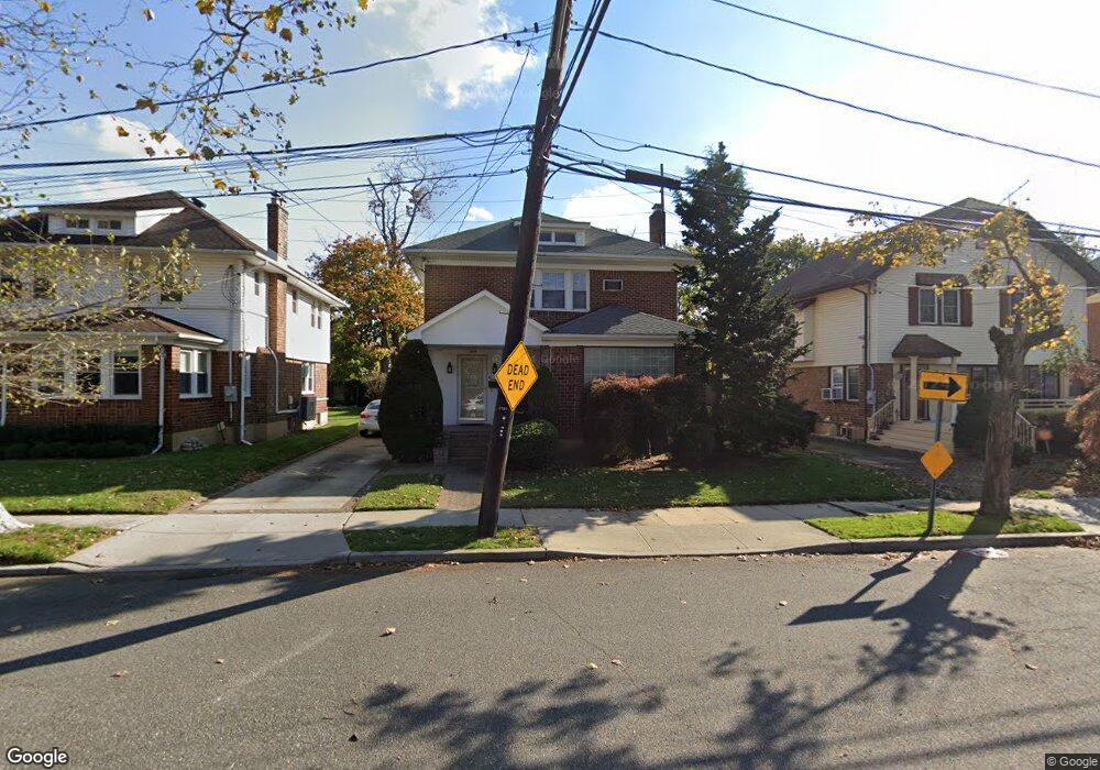 829 Hampton Rd, Woodmere, NY 11598 - photo 1