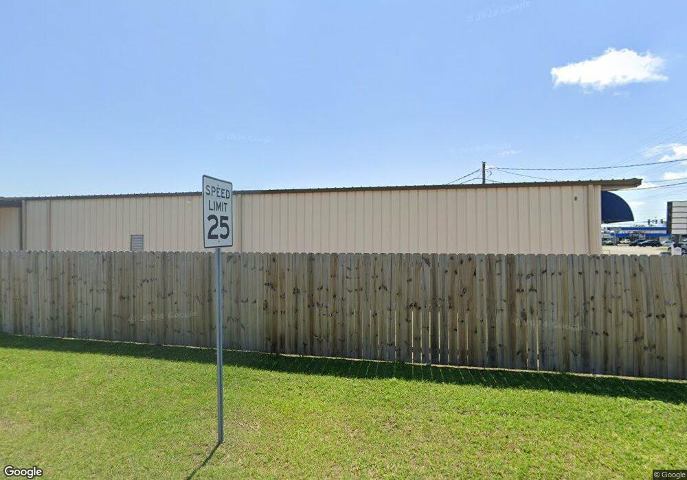 4845 Lake St, Lake Charles, LA 70605 - photo 1