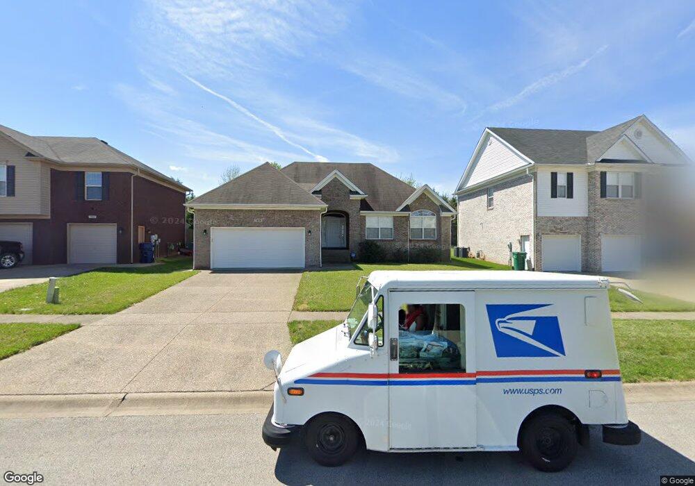 7429 Apple Mill Dr, Louisville, KY 40228 - photo 1