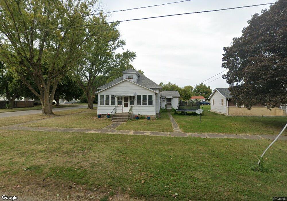 920 Piatt Ave, Mattoon, IL 61938 - photo 1