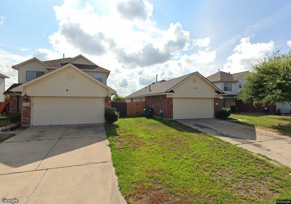 2610 Royal Blue Dr, Houston, TX 77088 - photo 1