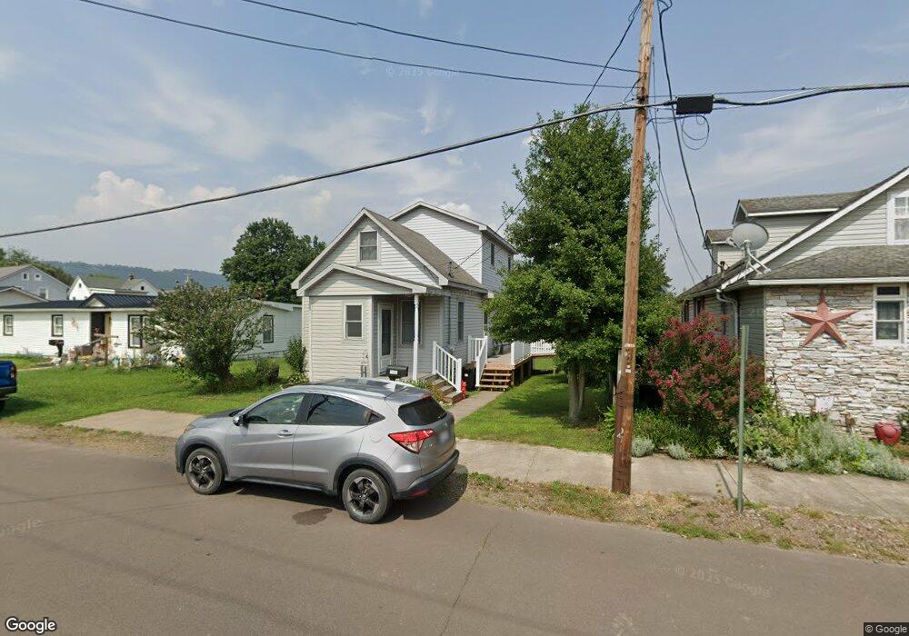 1032 Monroe St, Berwick, PA 18603 - photo 1