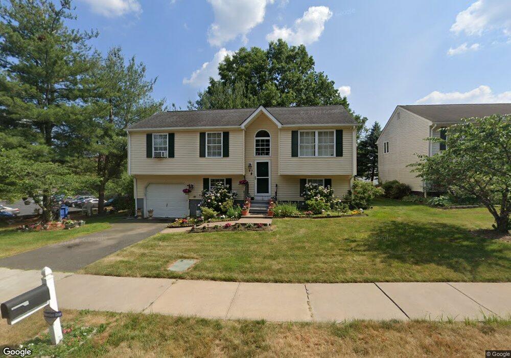 27 Saint Monicas Ave, Hartford, CT 06120 - photo 1