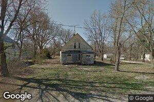 370 Pearl St, Clay Center, KS 67432