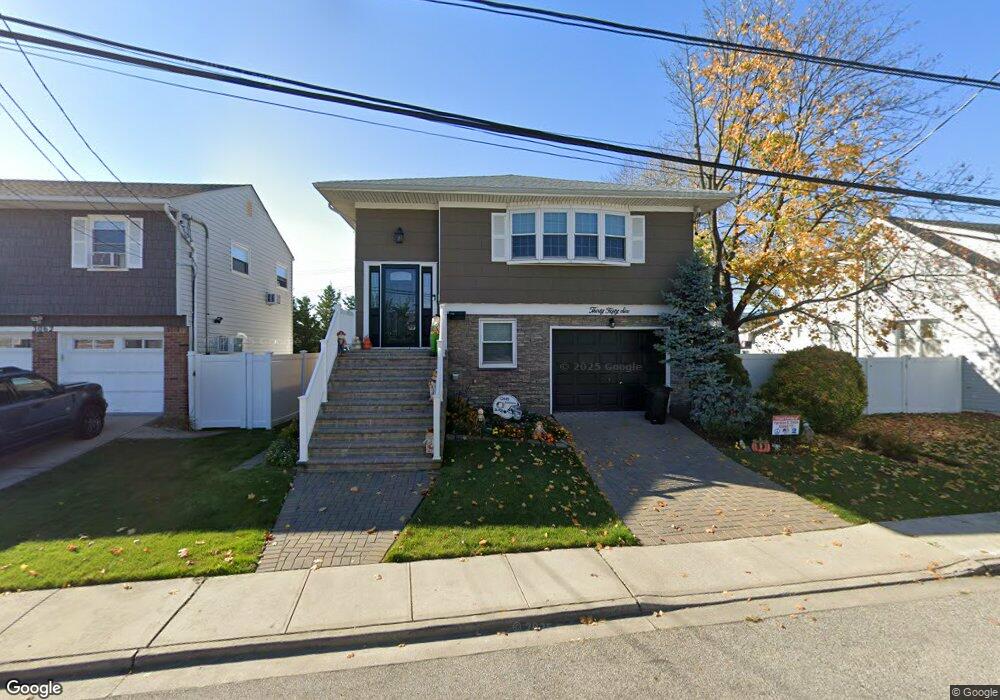 3056 Morrow Rd, Oceanside, NY 11572 - photo 1