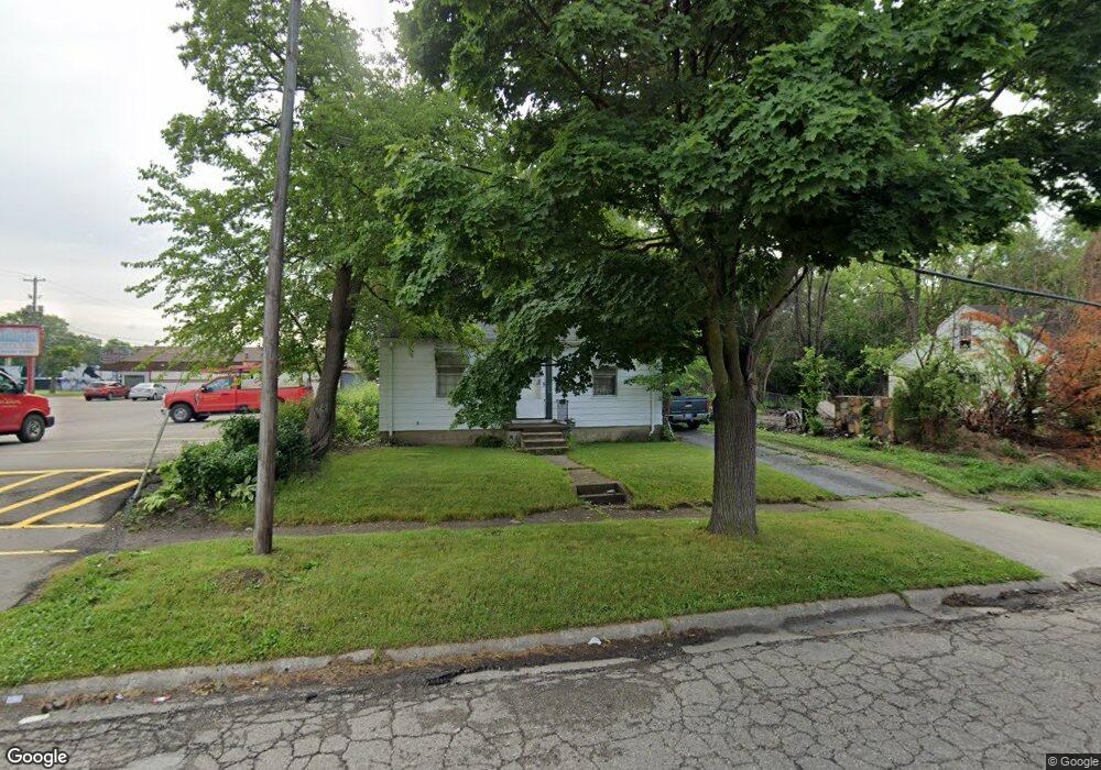 1724 N Vernon Ave, Flint, MI 48506 - photo 1