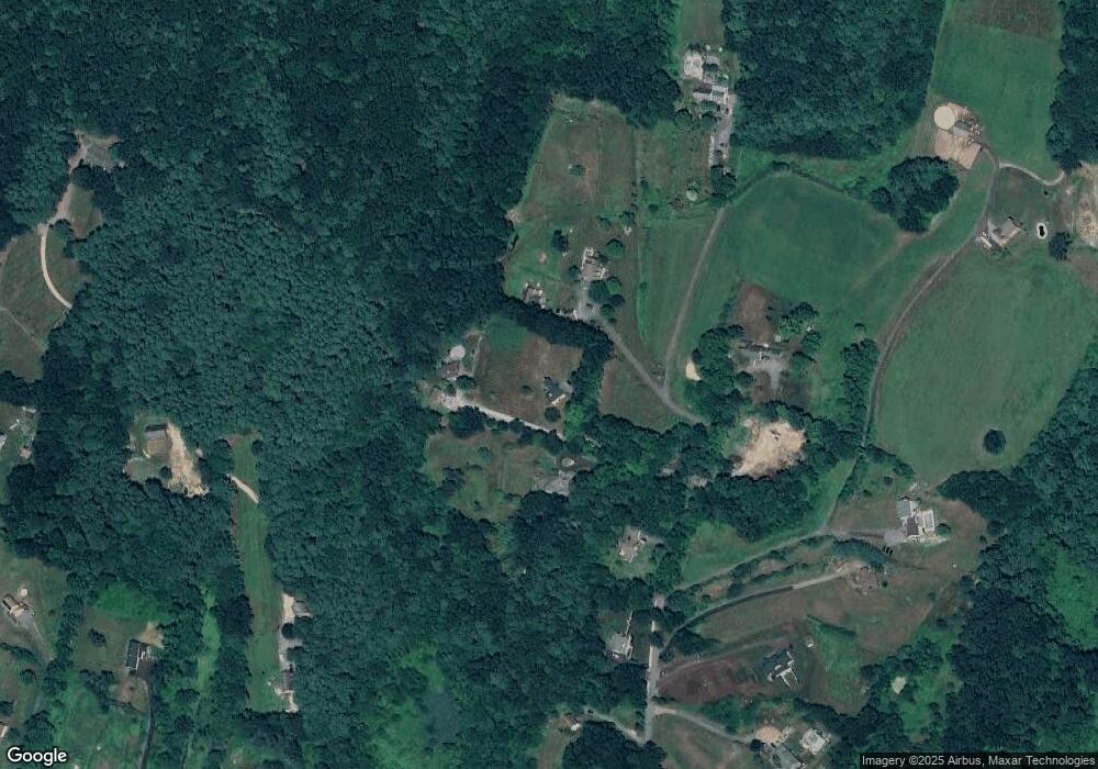 89 Hunting Hill Rd, Lunenburg, MA 01462 - photo 1