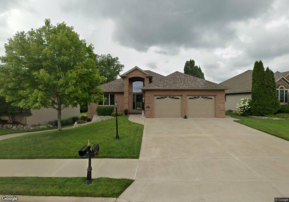 4621 N Thornhill Dr, Peoria, IL 61615 - photo 1