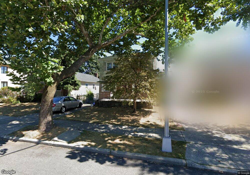 8111 266th St, Glen Oaks, NY 11004 - photo 1