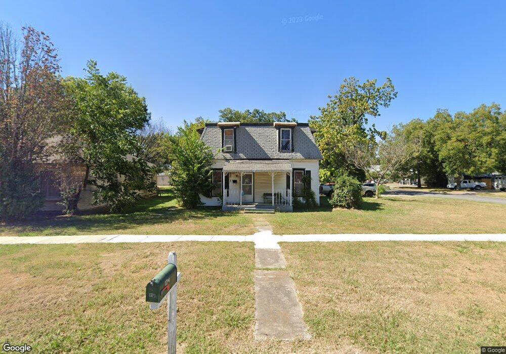 124 N Vann St, Pryor, OK 74361 - photo 1