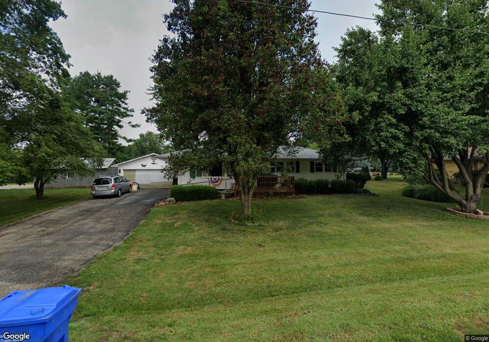 151 N Pitt St, Virginia, IL 62691 - photo 1